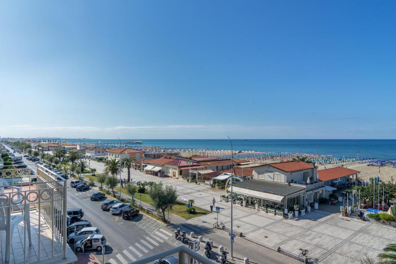 Hotel Brunella Lido di Camaiore Exterior photo